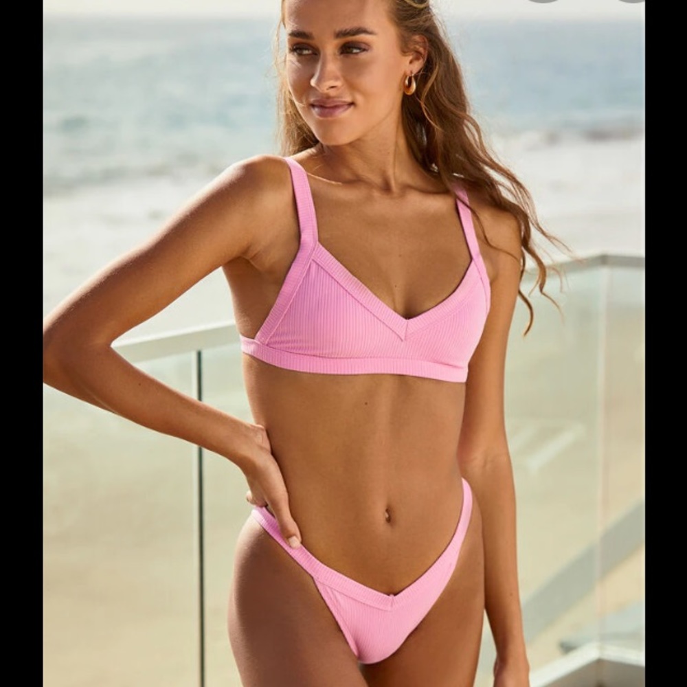Pacsun pink bikini bottoms